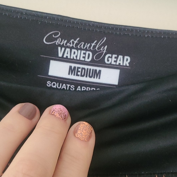 CVG dressed to kill capris - Picture 2 of 5